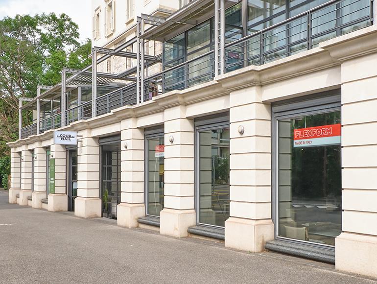 Flexform flagship store in Geneve from the outside