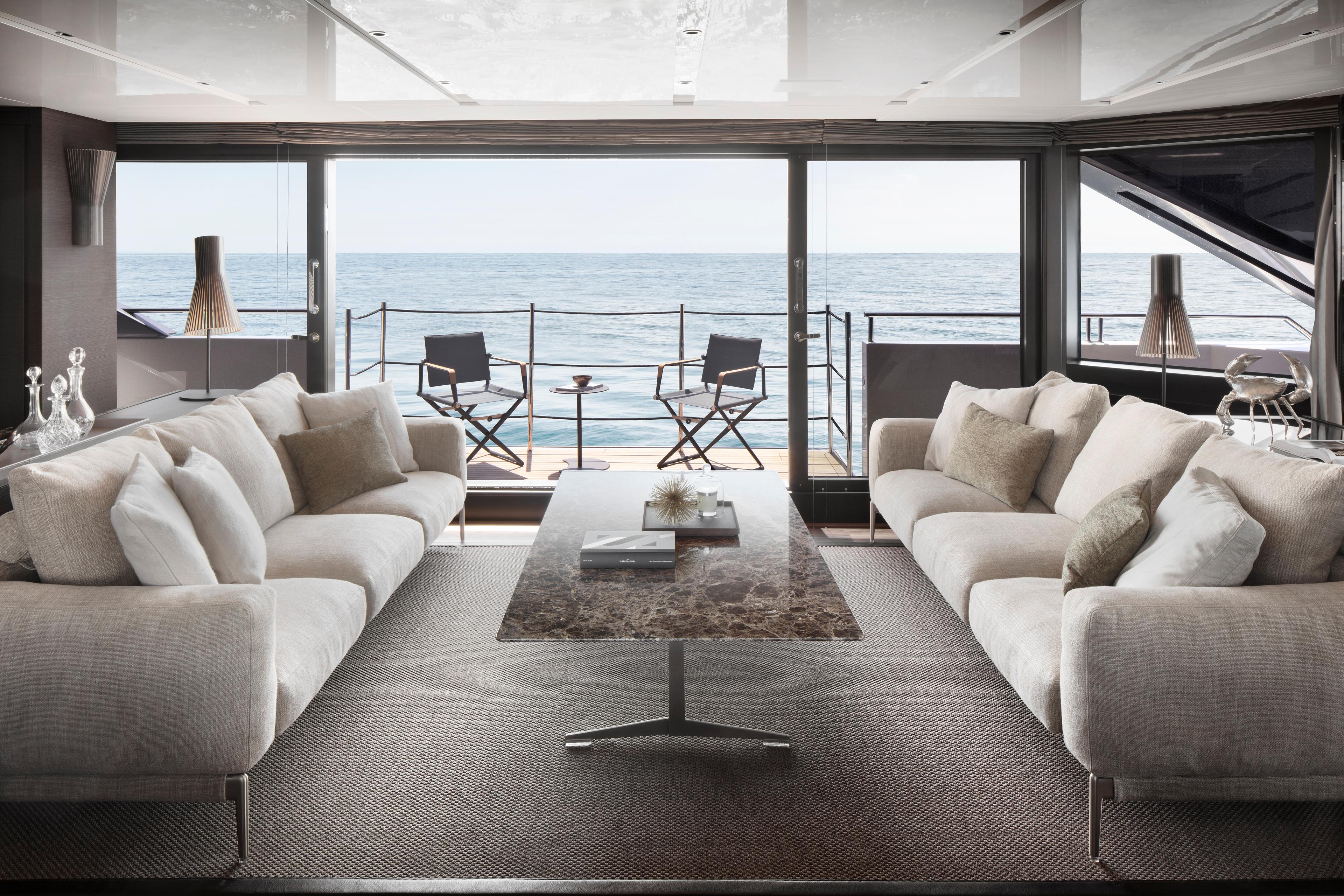 SANLORENZO 102A_735_MAIN DECK LIVING