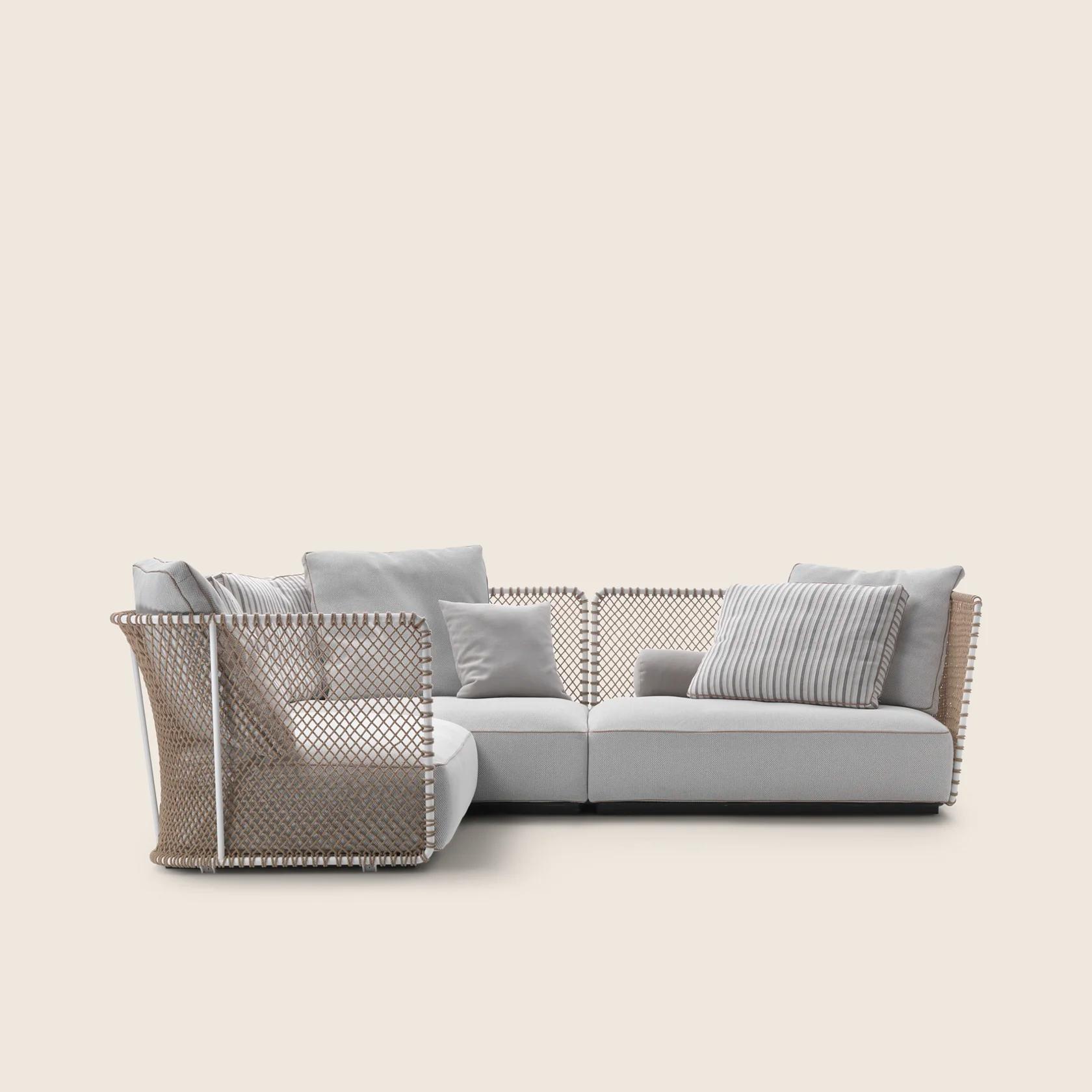 02C7B0_OASIS_SOFA_05.png