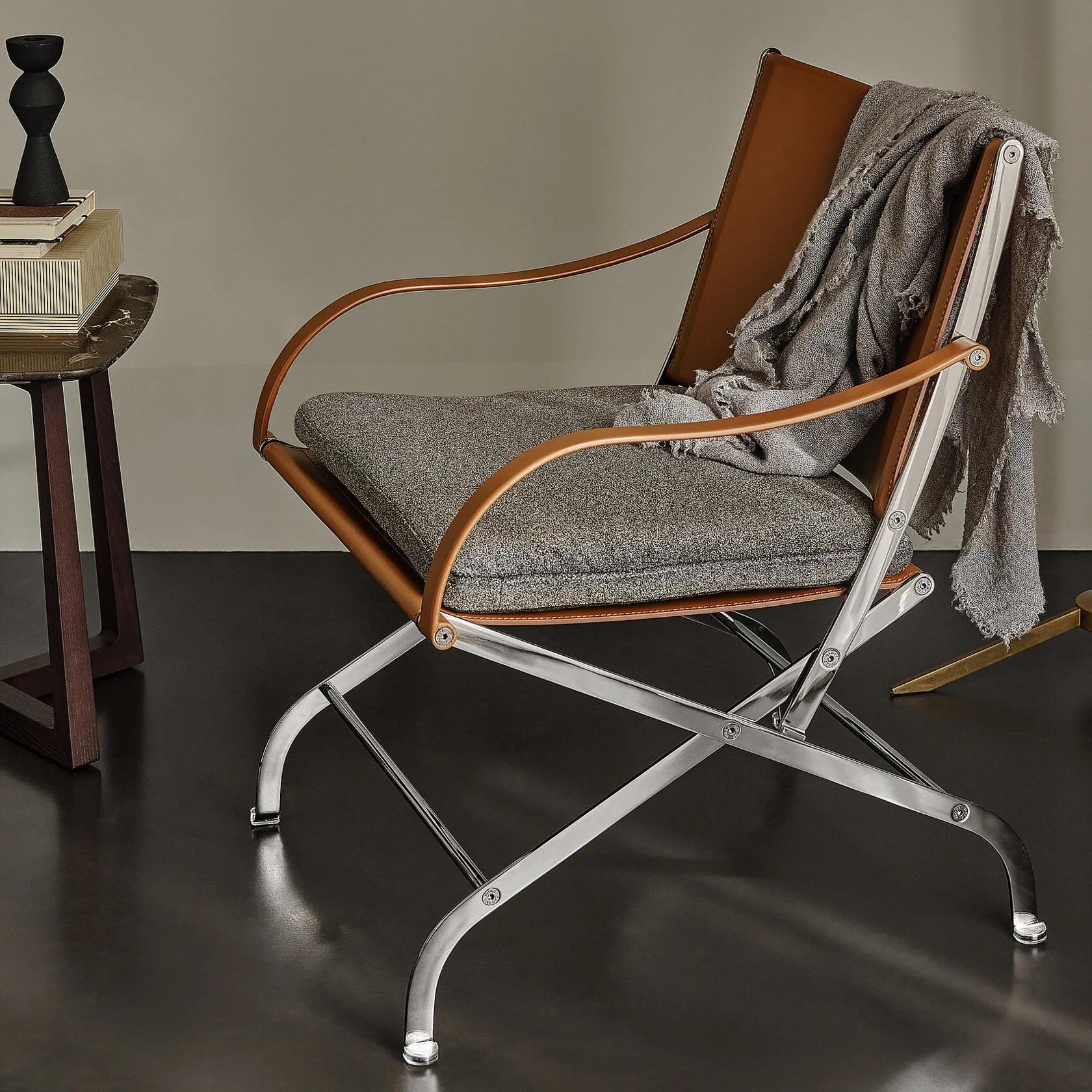 013U01_CARLOTTA_ARMCHAIR_SET_01_Q.jpg
