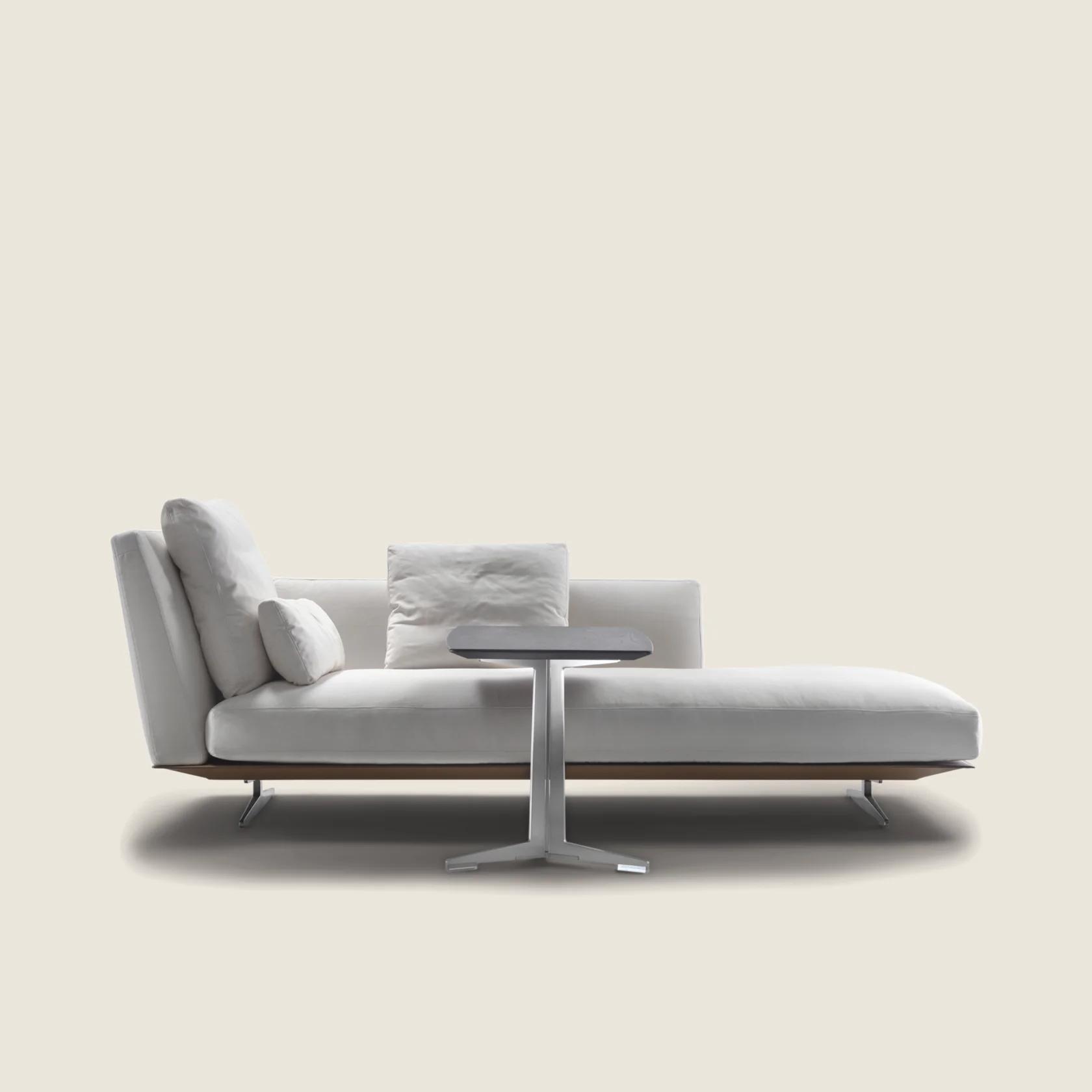 015R29_EVERGREEN_CHAISELONGUE_01.png