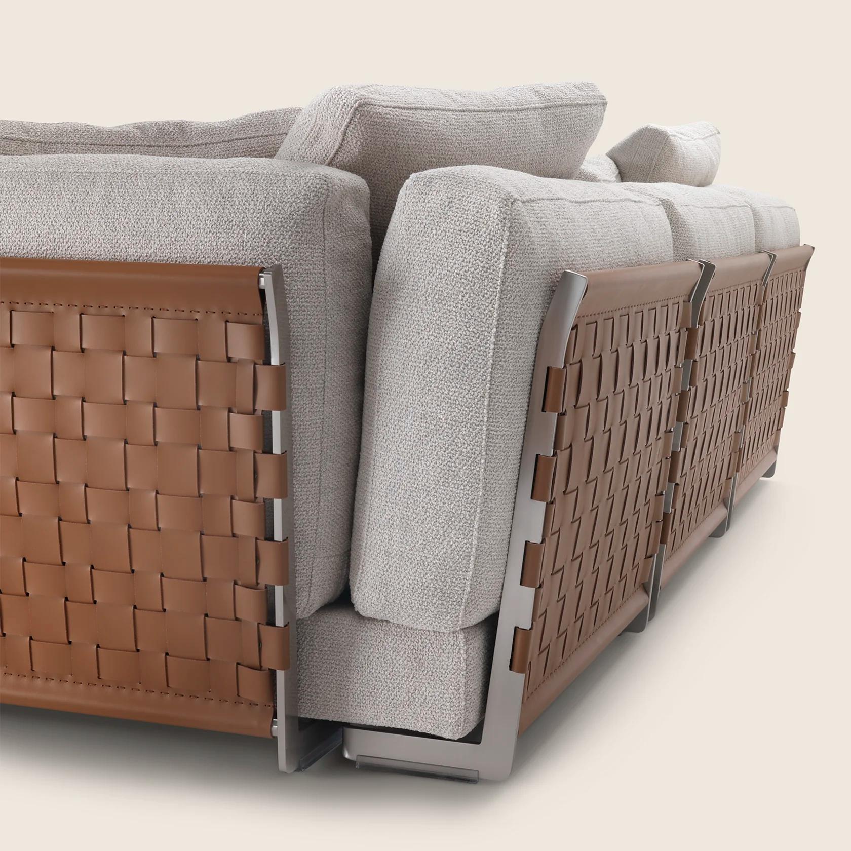 FLEXFORM_CESTONE_B.png