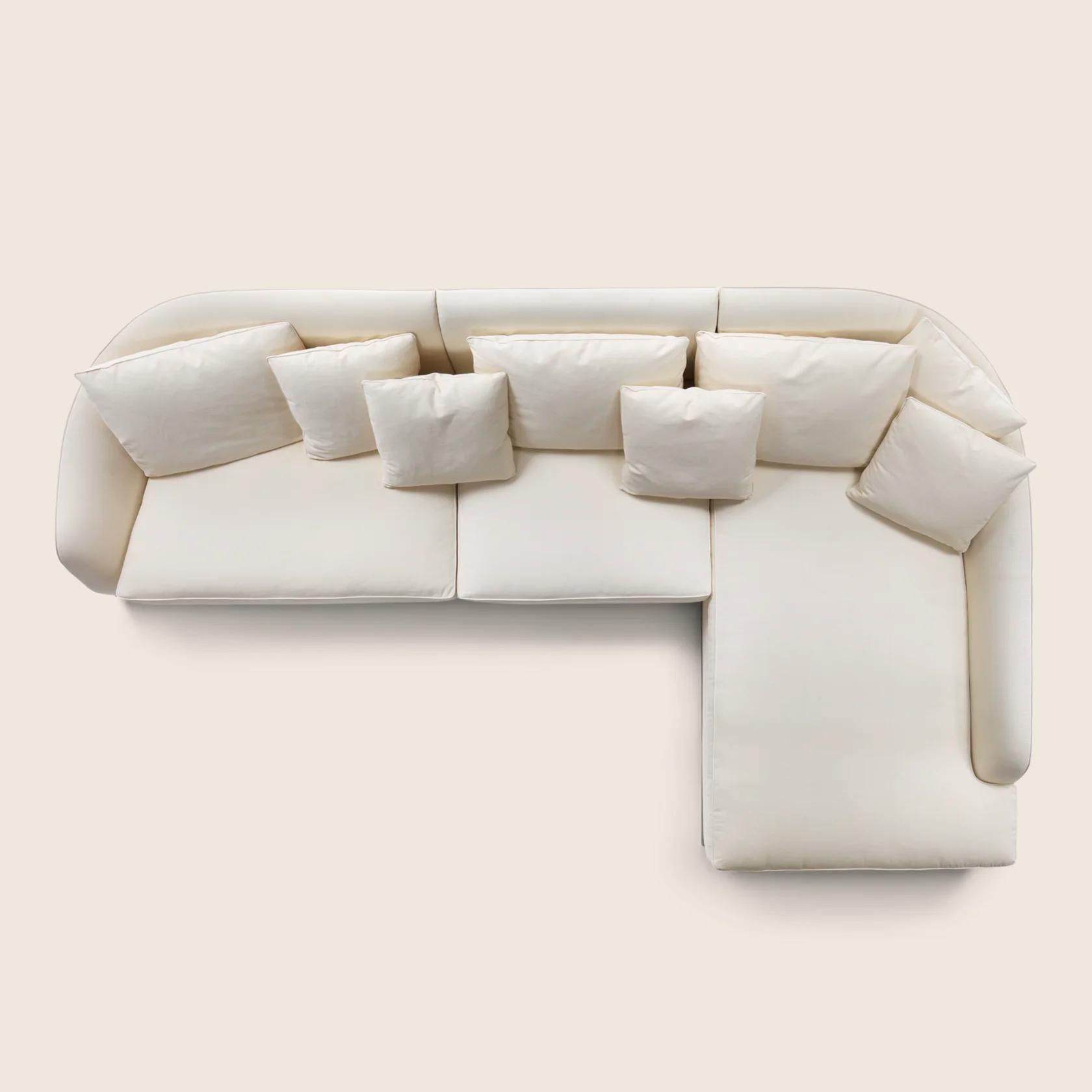01IA06_ALFRED_SECTIONAL_02.png