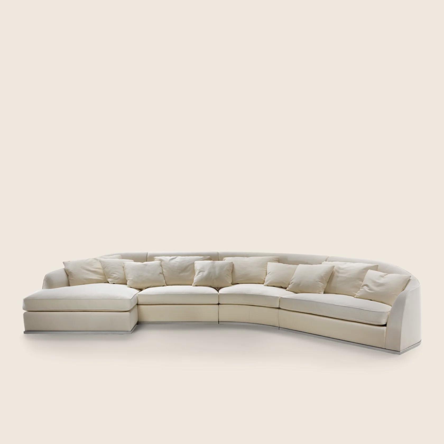 01IA06_ALFRED_SECTIONAL_05.png