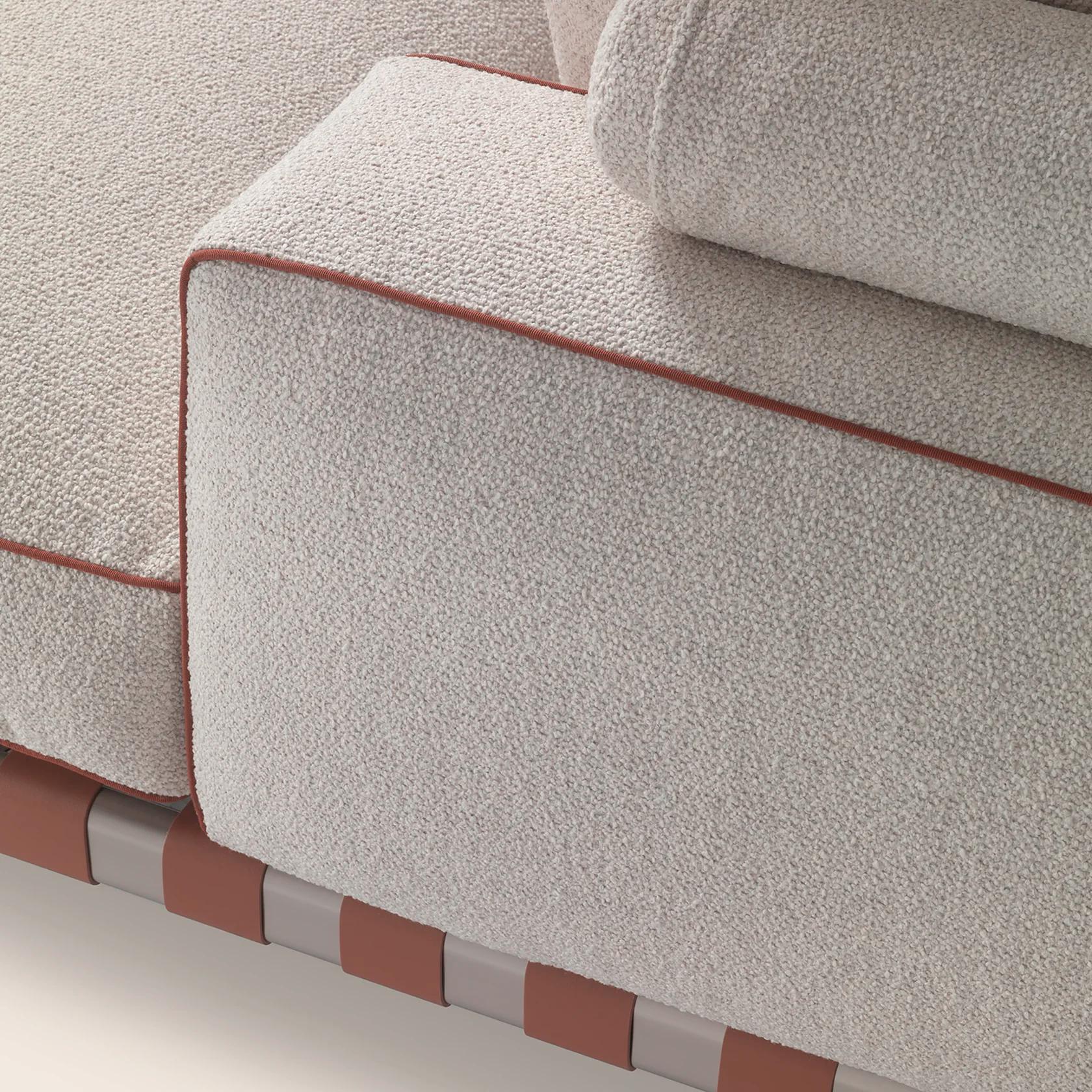 027108_GREGORY_SECTIONAL_SET_04.png