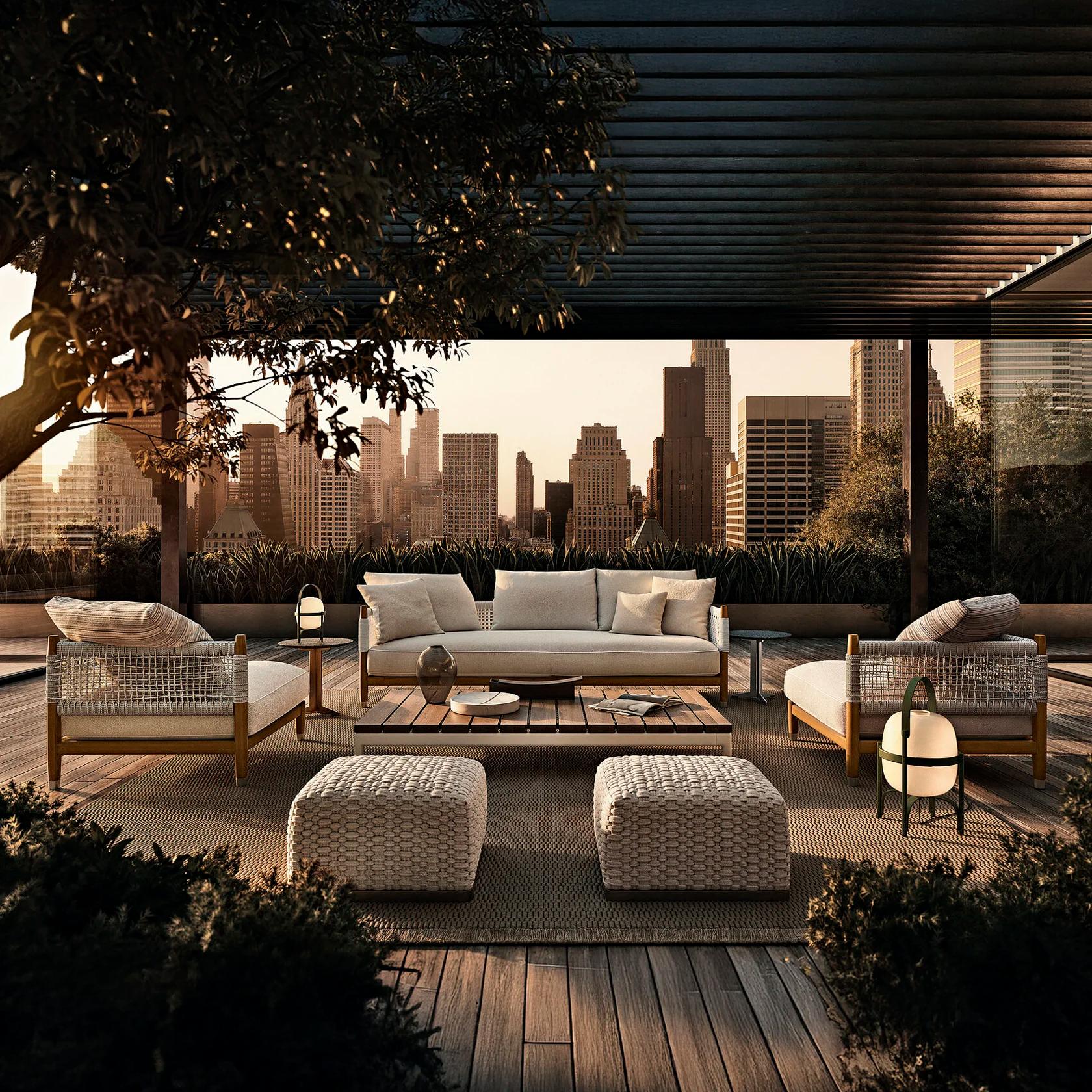 0295A3_PARKER OUTDOOR_STANDALONE.jpg