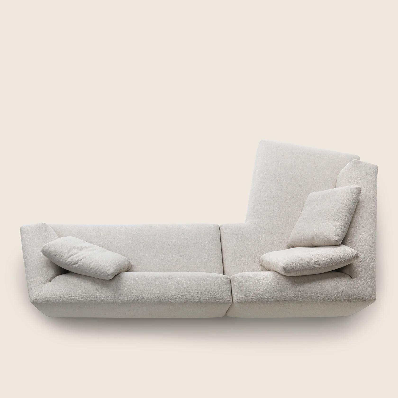 02D307_LOUNGESCAPE_SECTIONAL_03.png