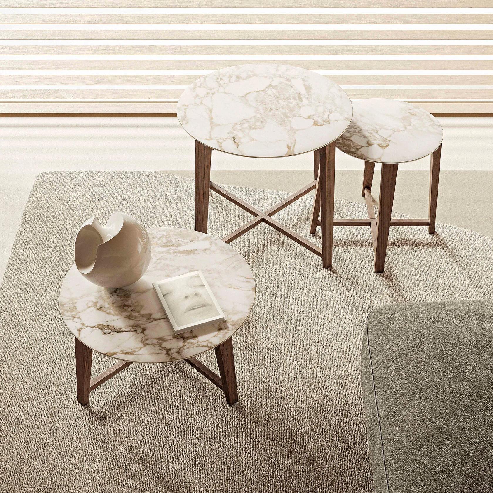 015P70_TRIS_COFFEETABLE_SET_03_Q.jpg