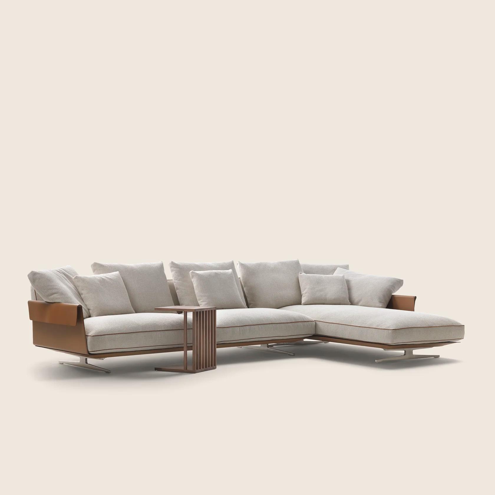 029011_BRETTON_SECTIONAL_SET_06.png