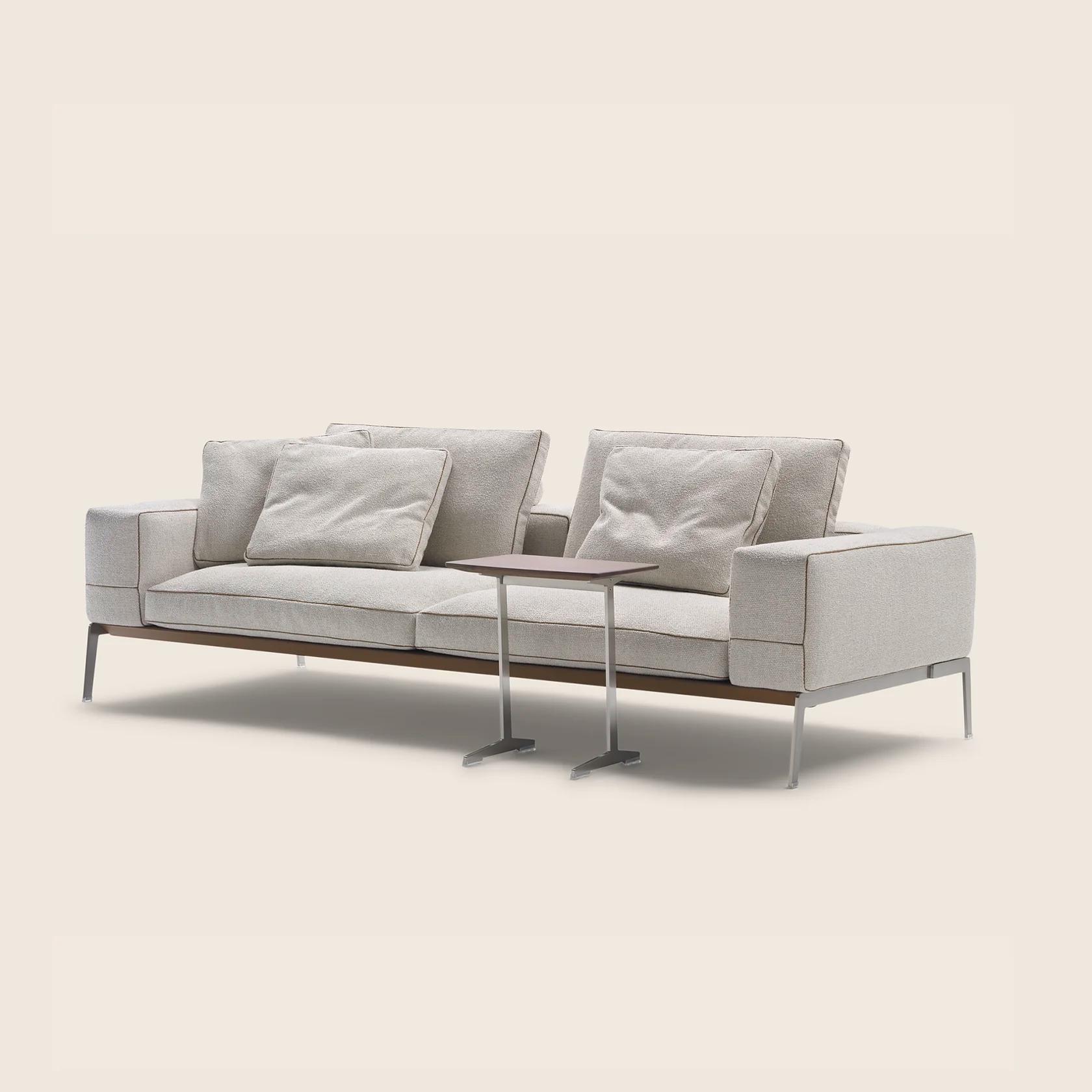 014C02_LIFESTEEL_STANDALONE_SET_01.png