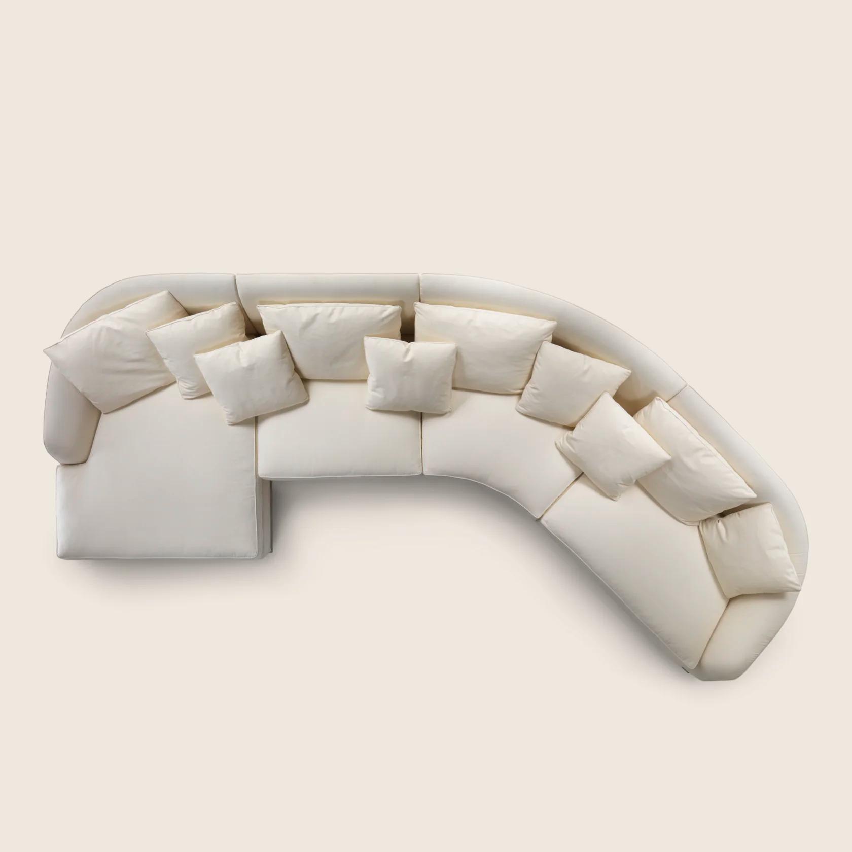 01IA06_ALFRED_SECTIONAL_06.png