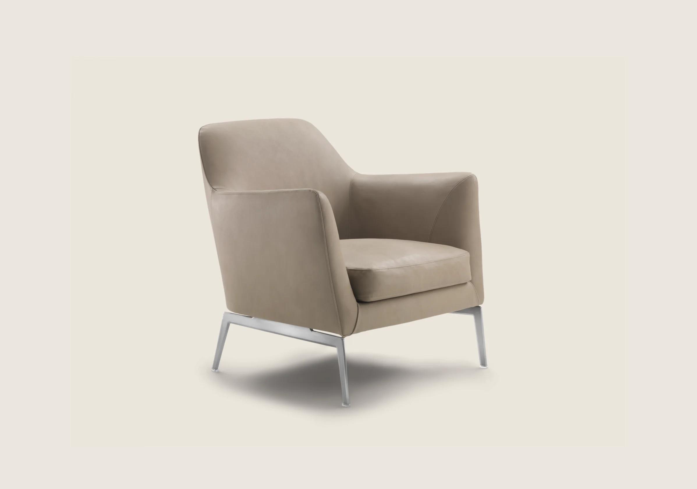 022601_LUCE_ARMCHAIR_01.png