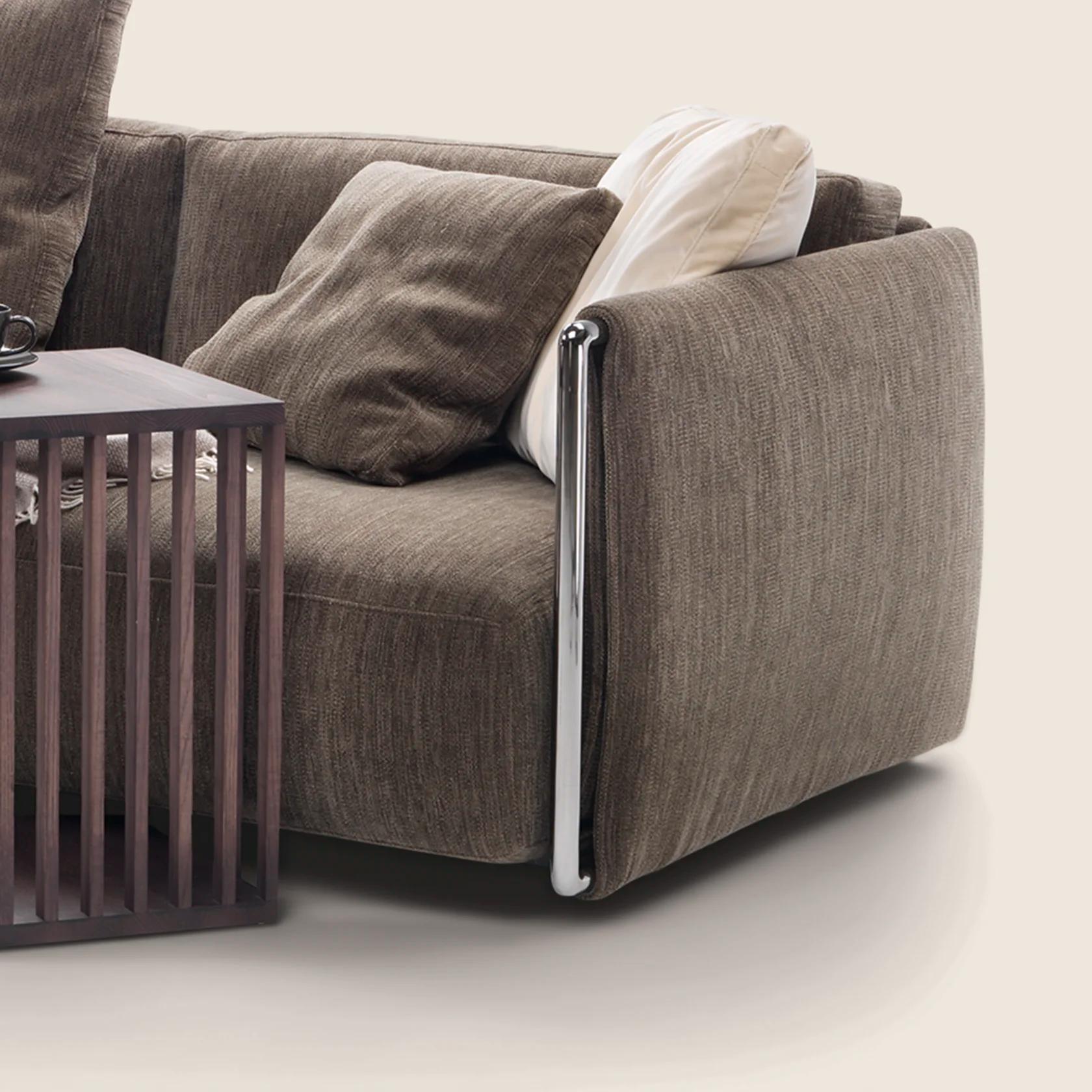 015Z21_EDMOND_SECTIONAL_SET_07.png