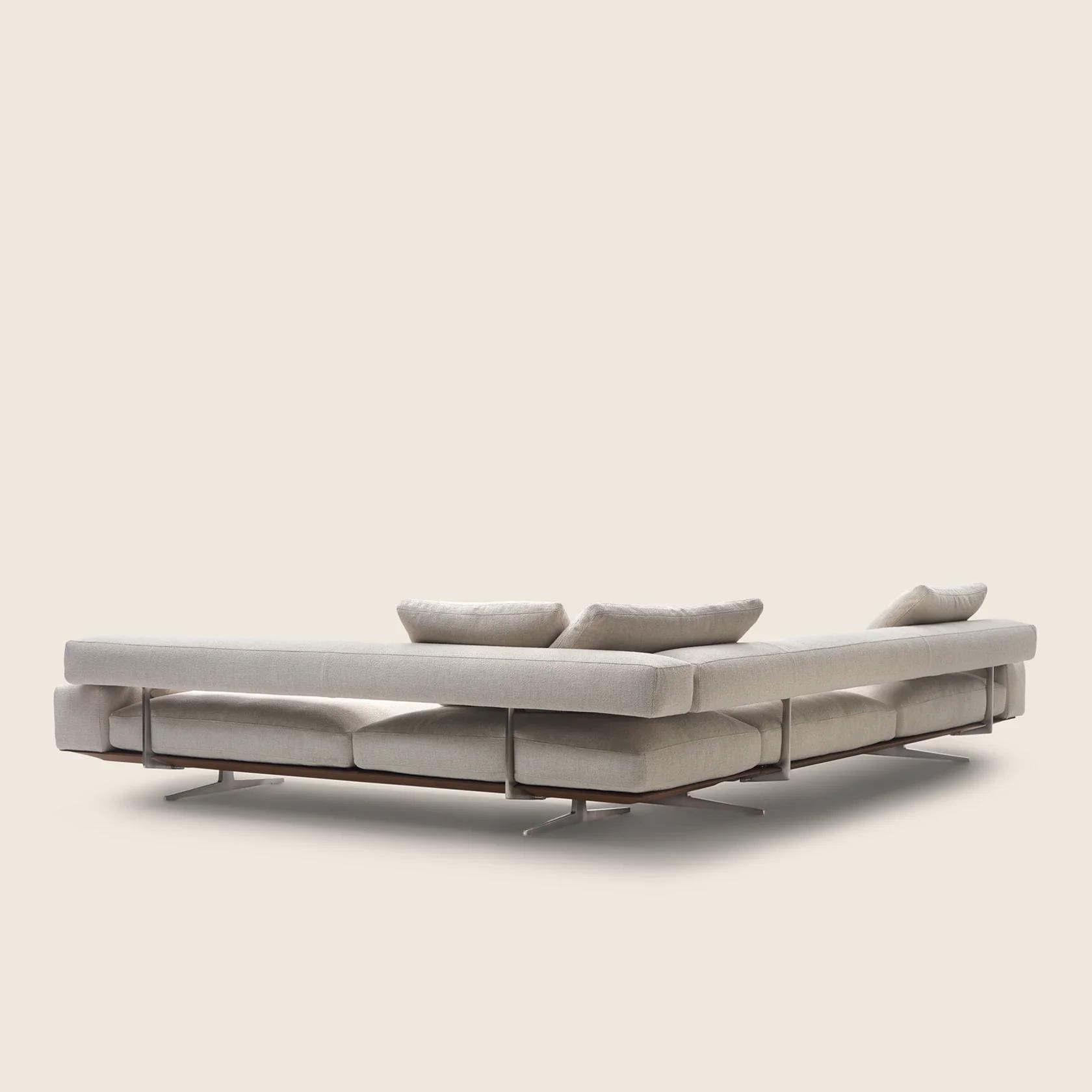 020607_WING_SECTIONAL_SET_03.png