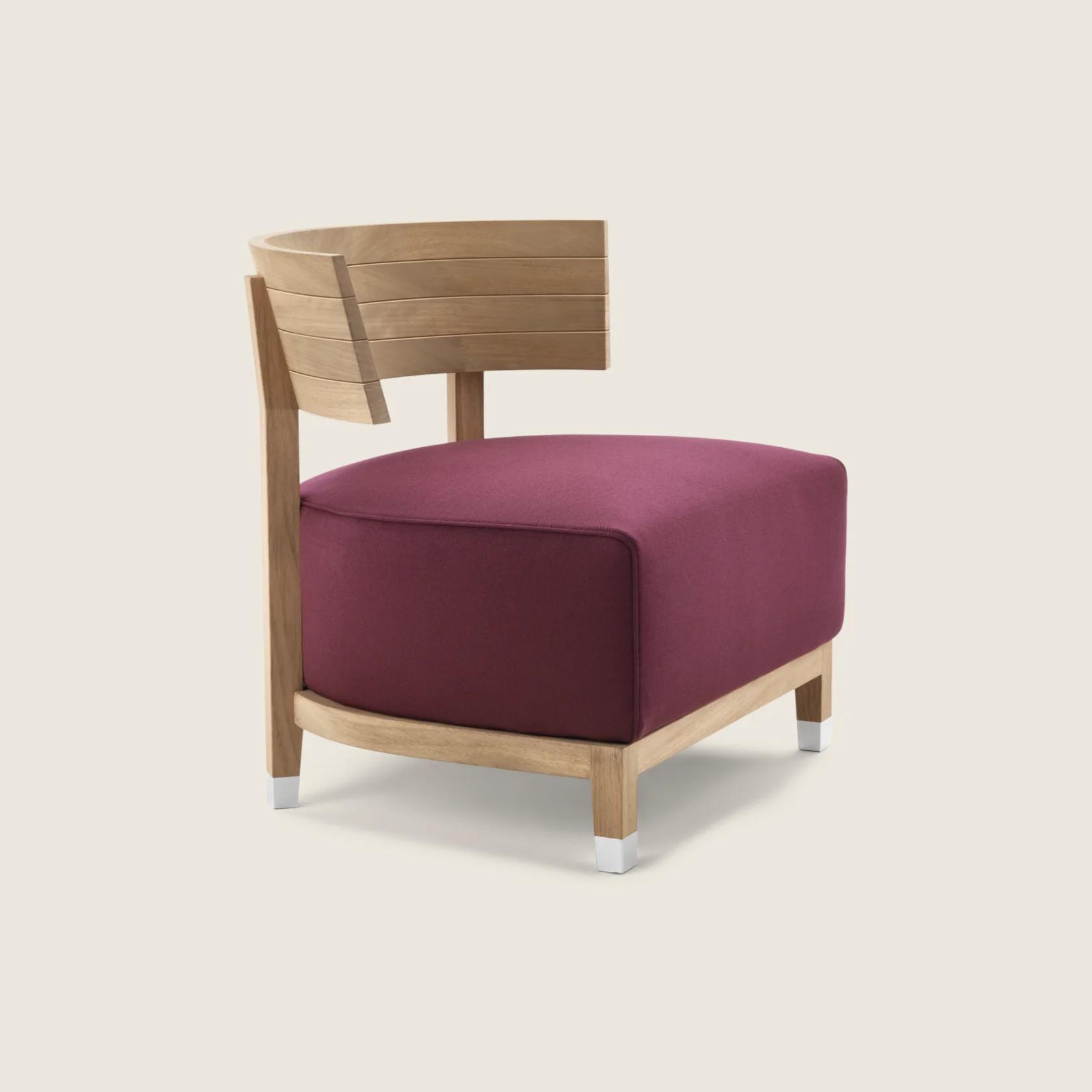 011NA1_THOMAS OUTDOOR_ARMCHAIR_01.png