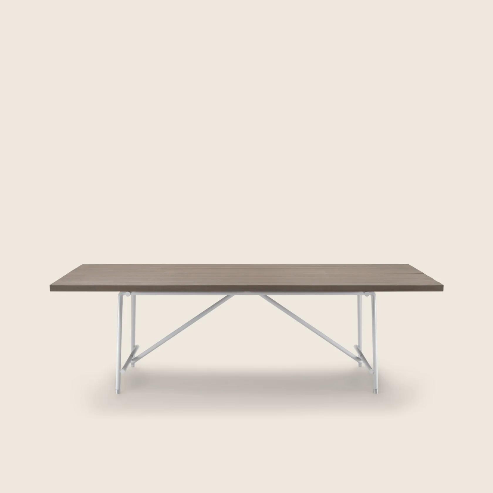 0282L0_ANY DAY OUTDOOR_TABLE_01.png