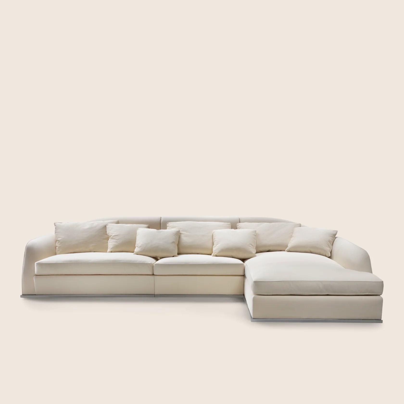 01IA06_ALFRED_SECTIONAL_01.png
