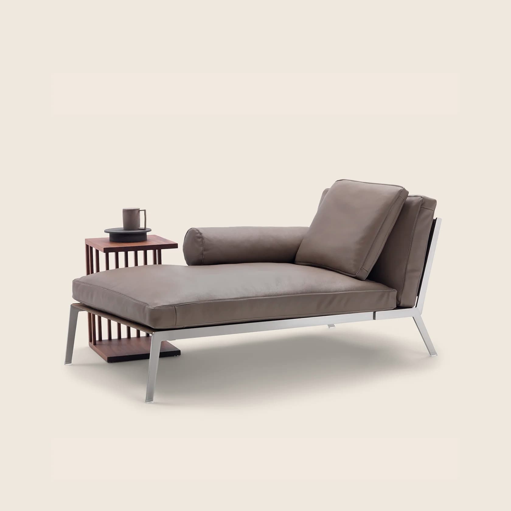 Chaiselongue Seulement Remplacement Matelas + Poggiat. En Pony Fabriqué Chaiselongue Seulement Remplacement Matelas + Poggiat. En Pony Fabriqué