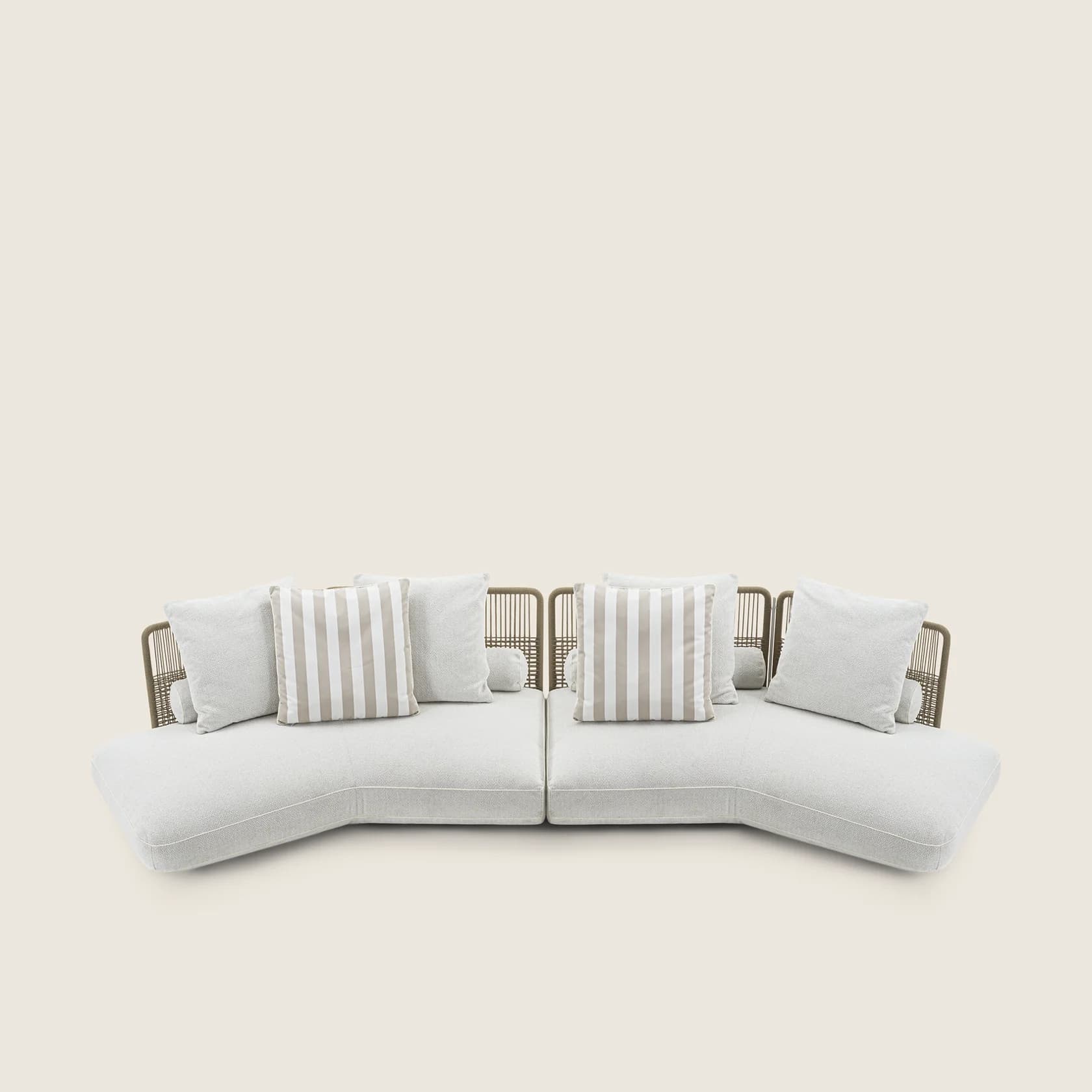 02F6B1_EVERETT_OTD_SECTIONAL_SOFA_10.png
