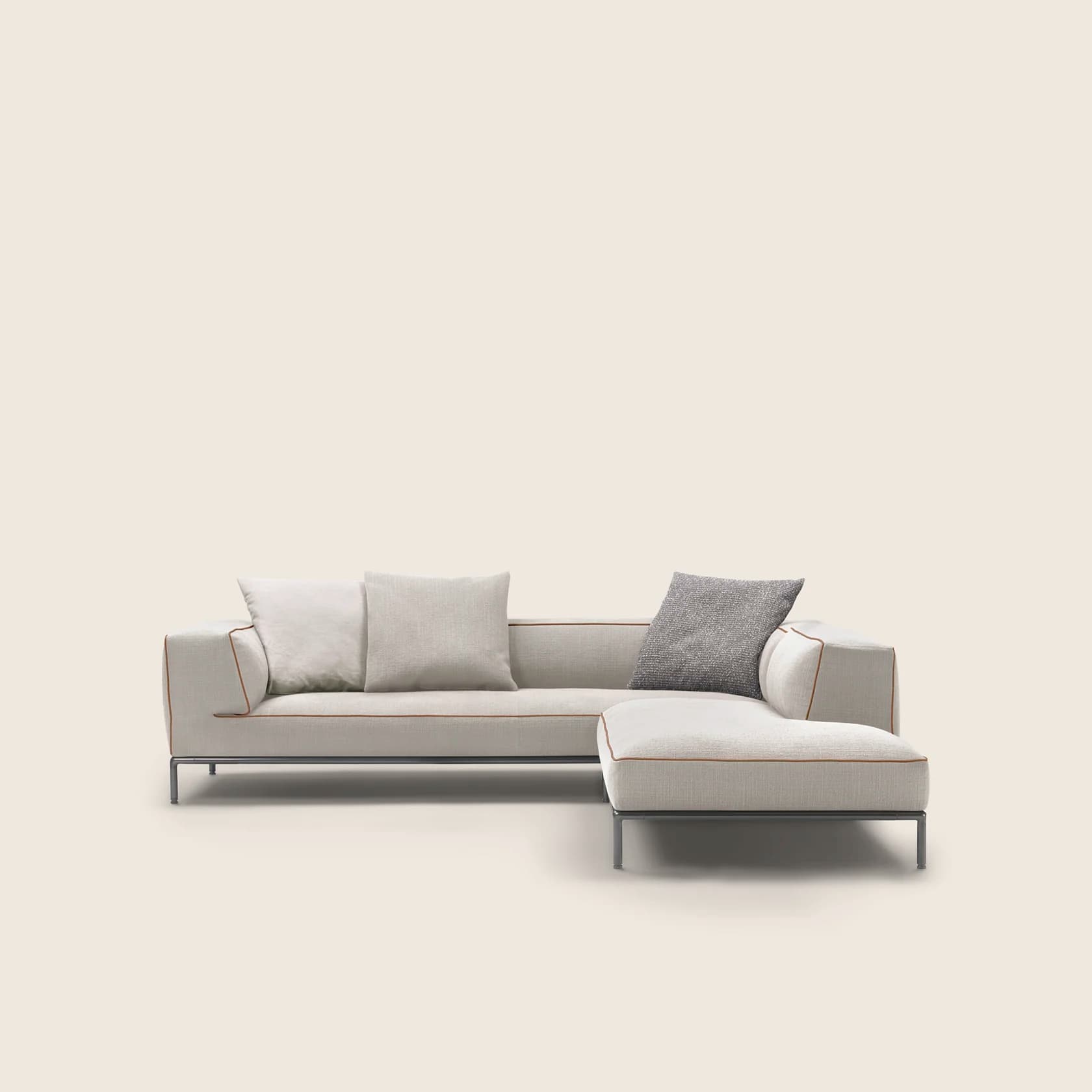 02A908_PERRY UP_SECTIONAL_01.png