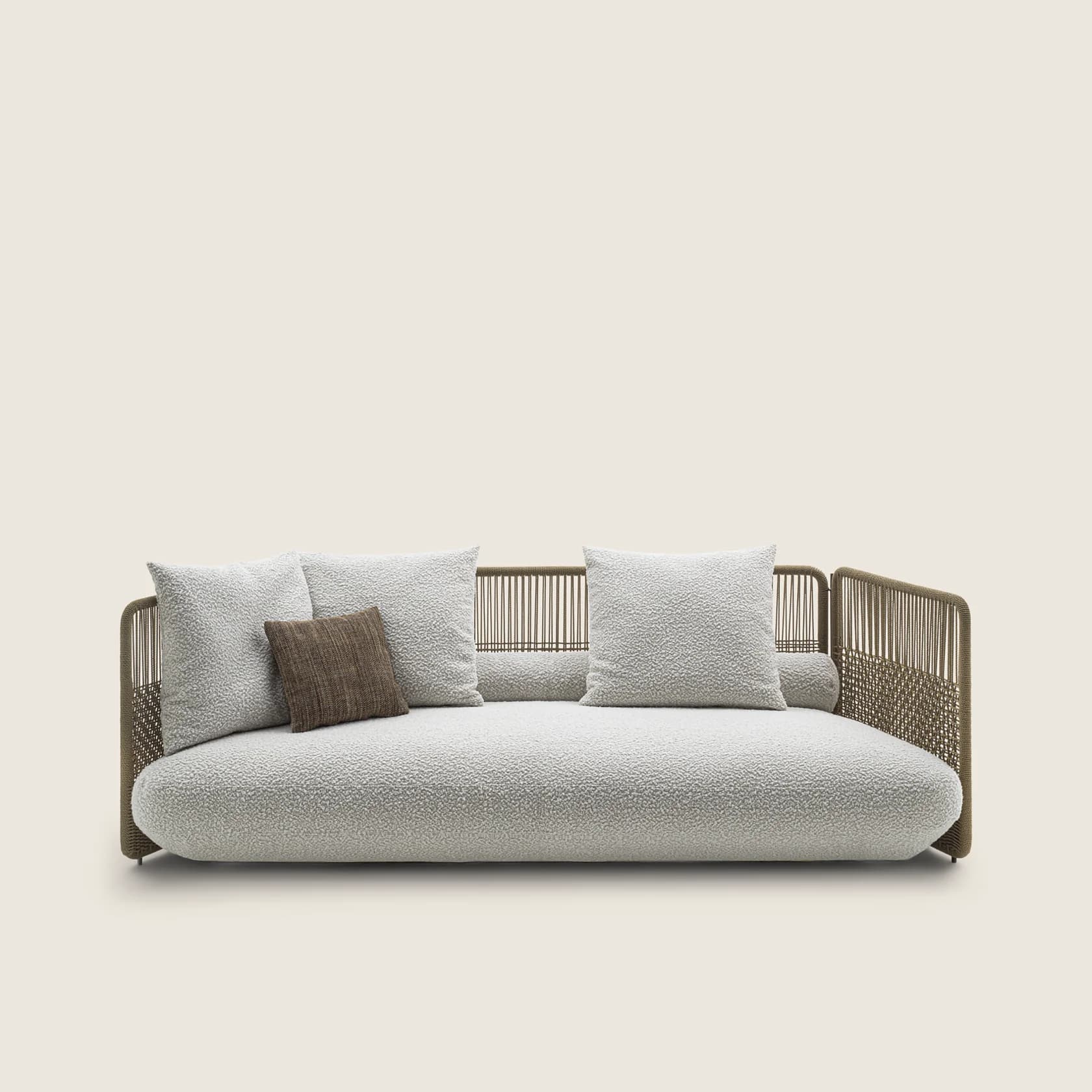 02F6A3_EVERETT_OUTDOOR_DIVANO_01.png