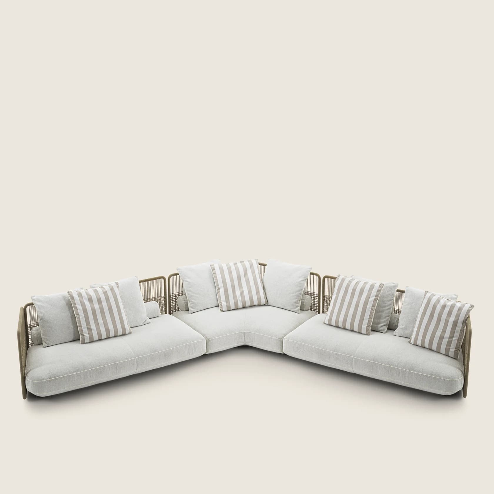 02F6B1_EVERETT_OTD_SECTIONAL_SOFA_07.png