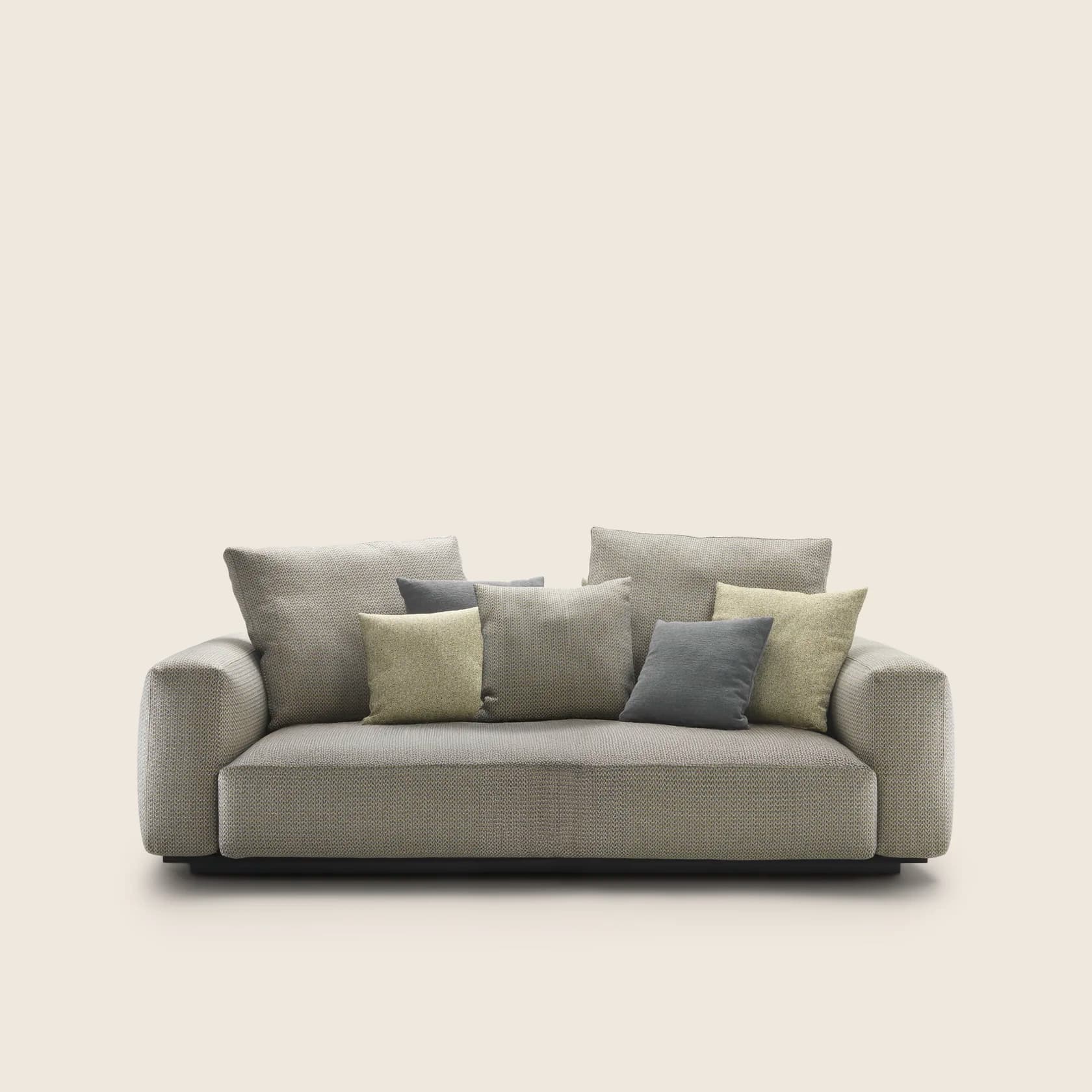 0269A6_GRANDEMARE OUTDOOR_STANDALONE_01.png