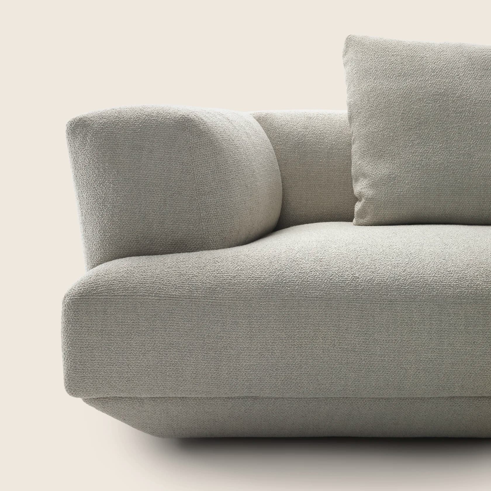 02D303_LOUNGESCAPE_STAND_ALONE_SOFA_DET_01_Q.png